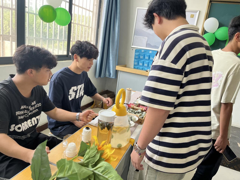 1718093727416991.png 图片1.png
